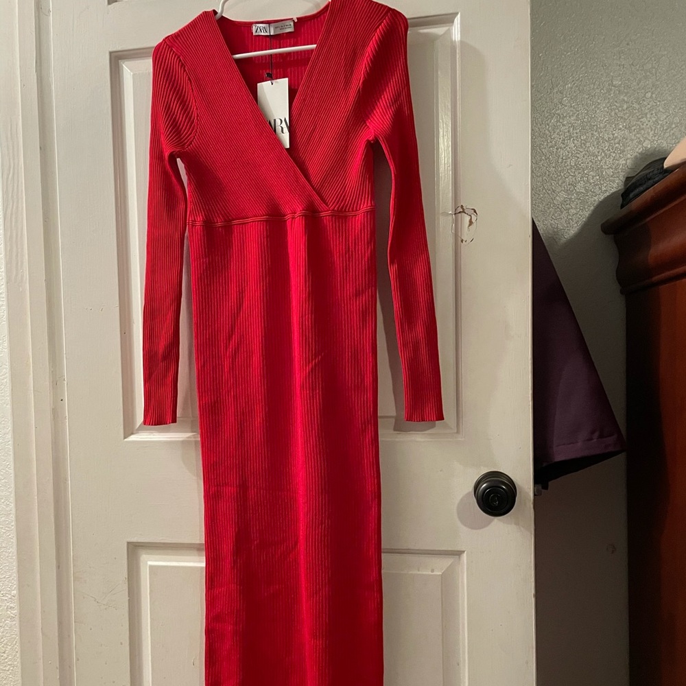 Zara dress - Picture 1 of 3